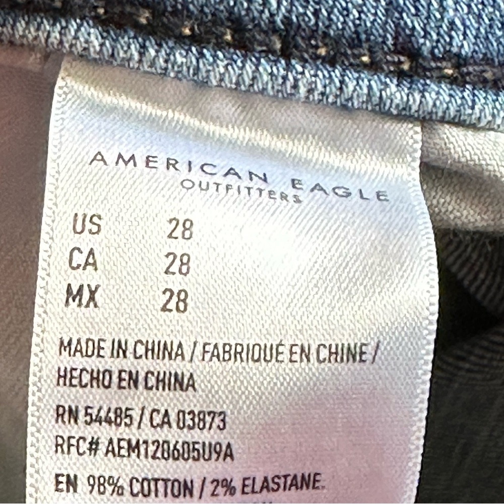 American Eagle Outfitters Light Blue Jean Shorts - Picture 9 of 9